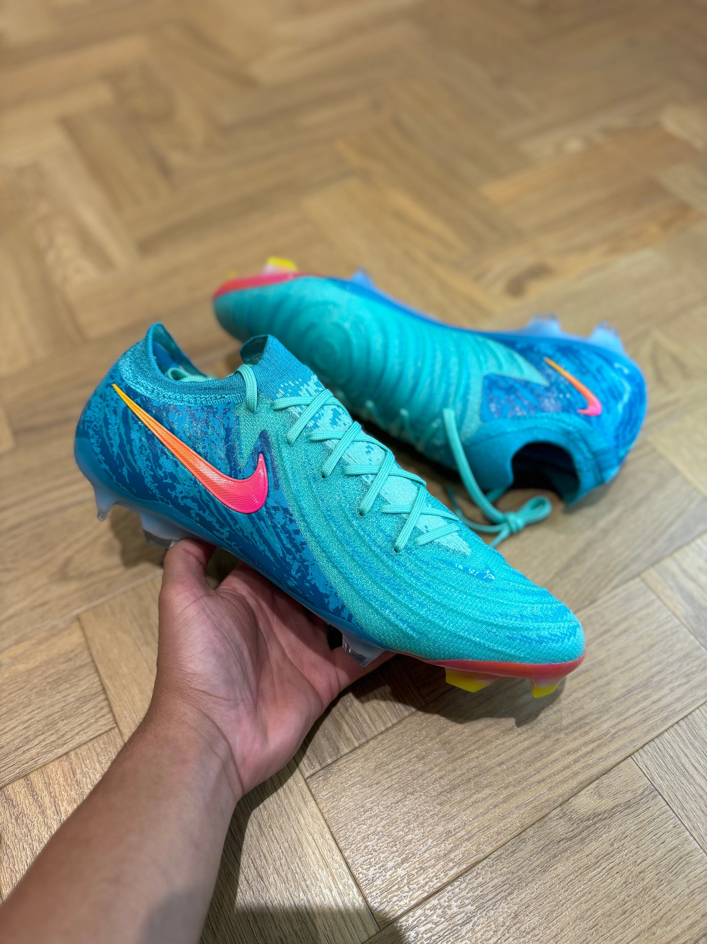 Nike Phantom GX 2 Elite FG - Blue / Pink