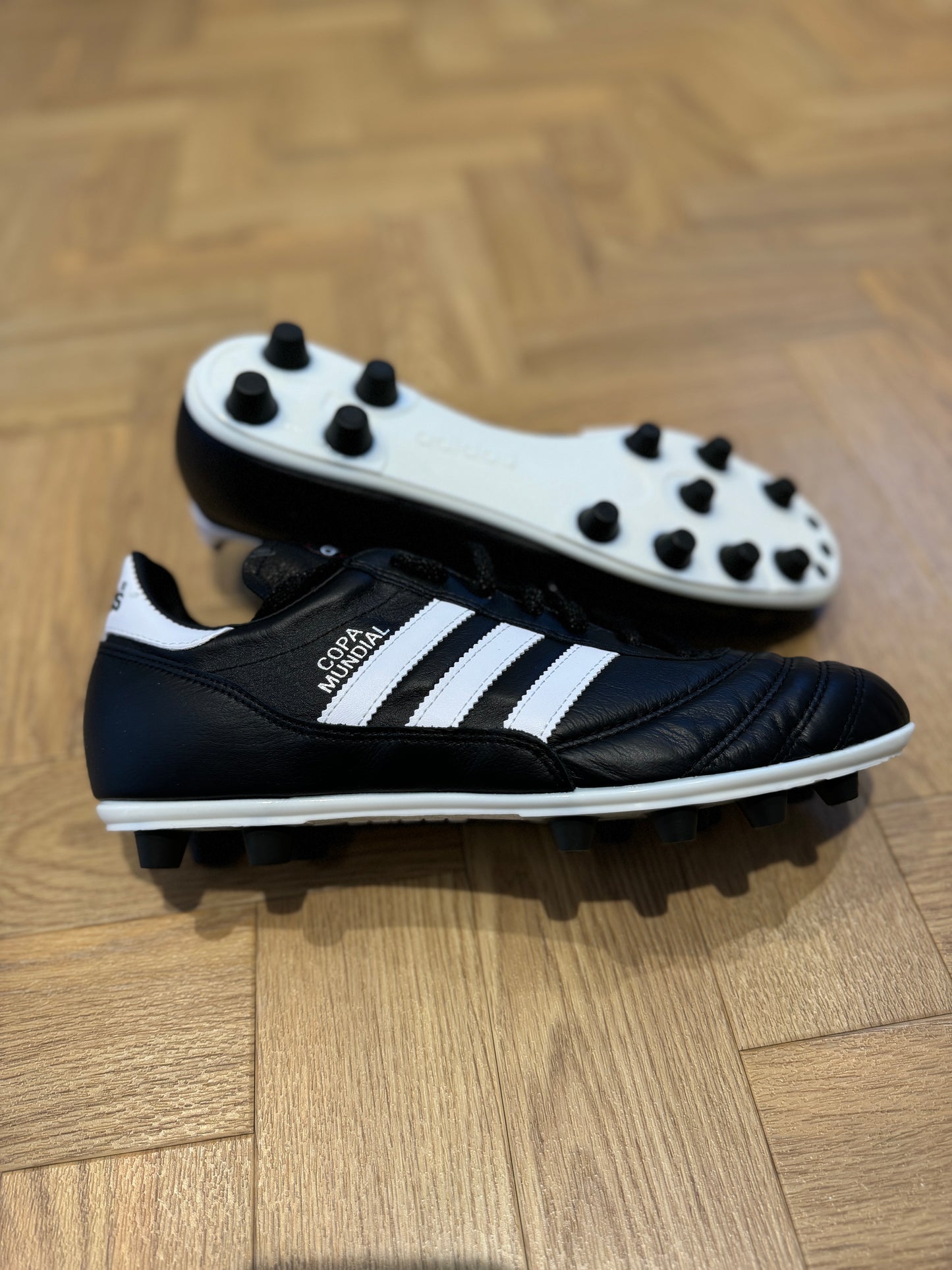 Adidas Copa Mundial FG - Black / White