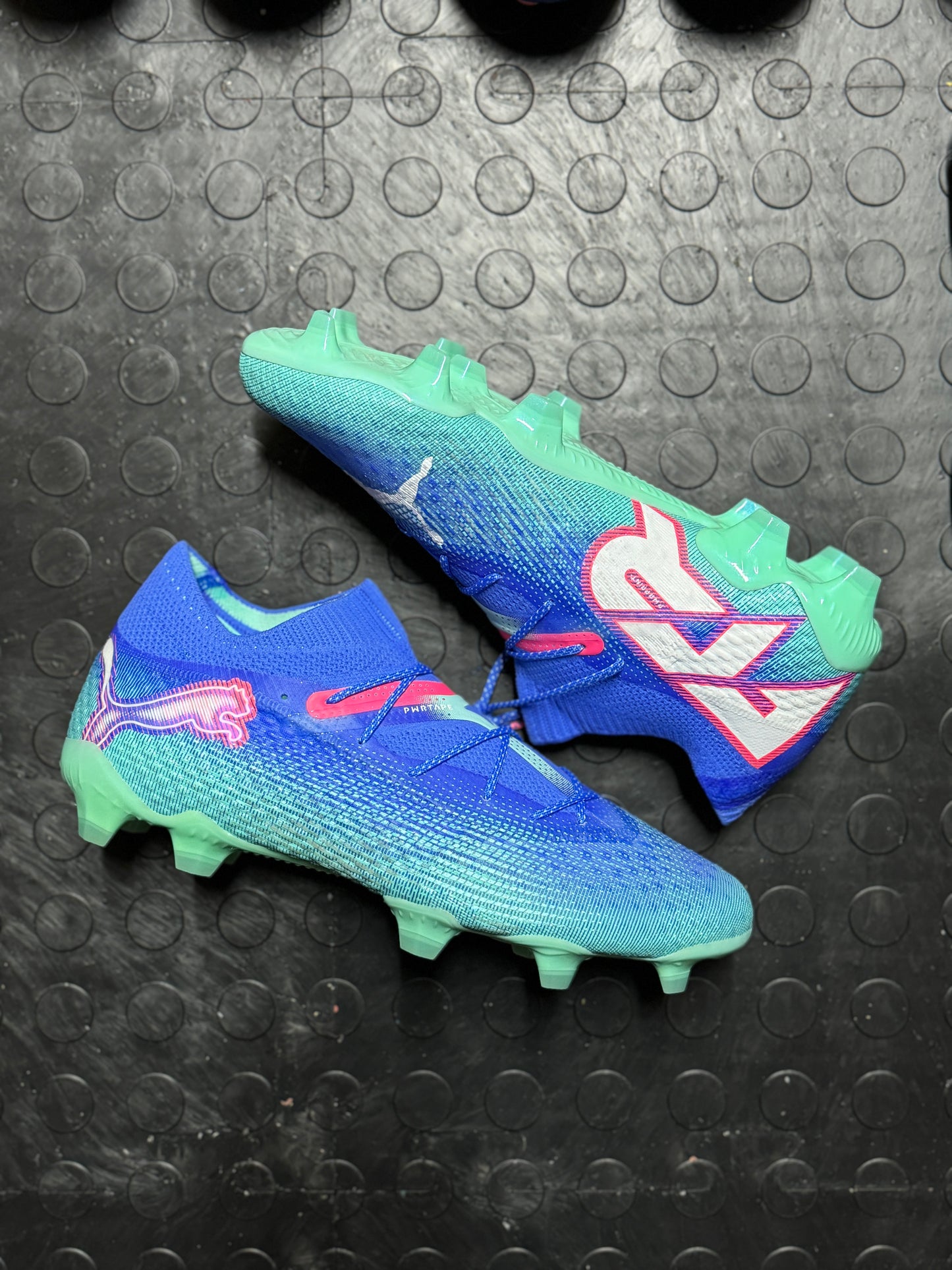 Puma Future 7 Ultimate FG/AG - Blue / Pink