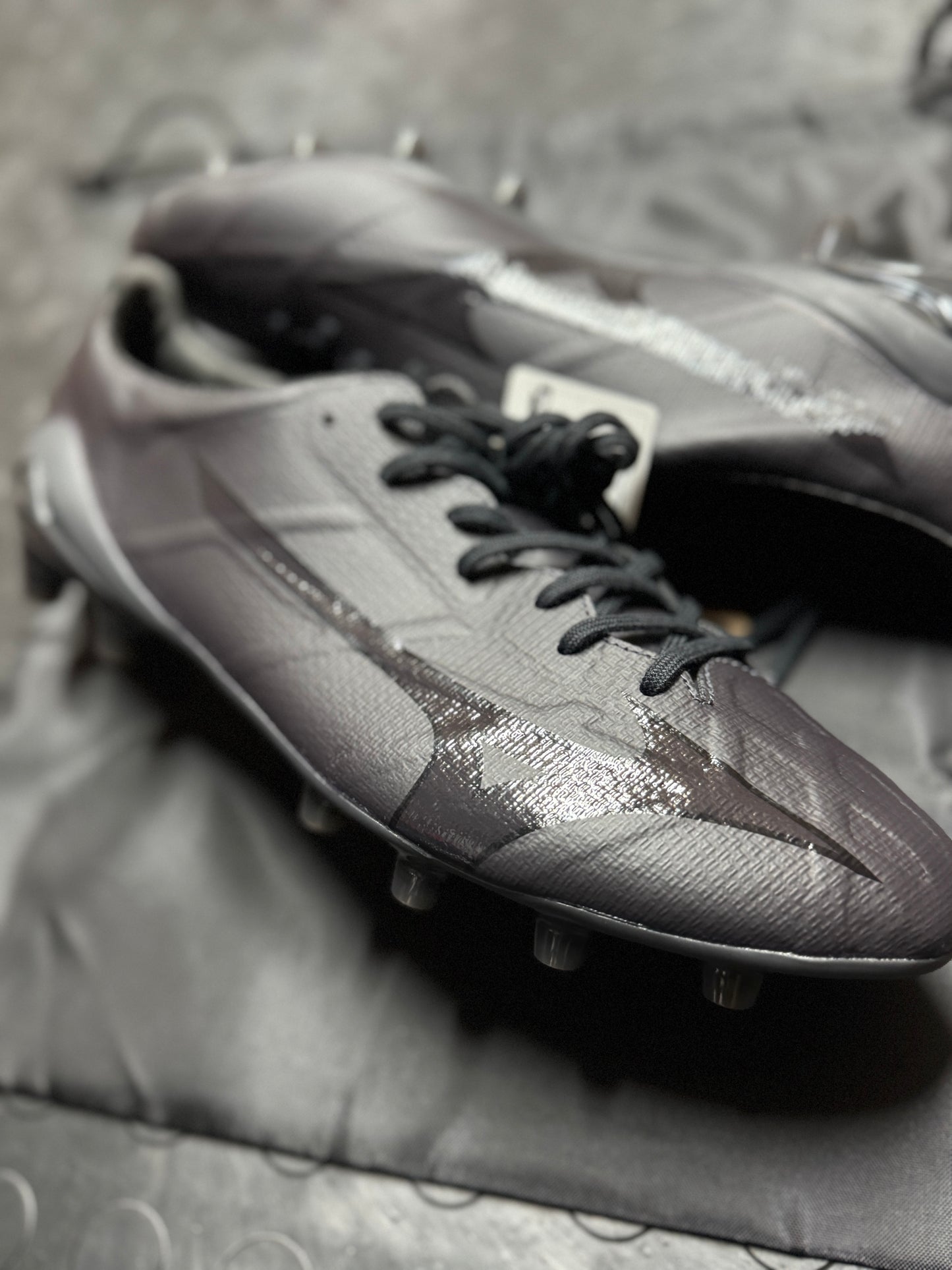Mizuno Alpha II FG Made in Japan x Rebuild - Black / Black