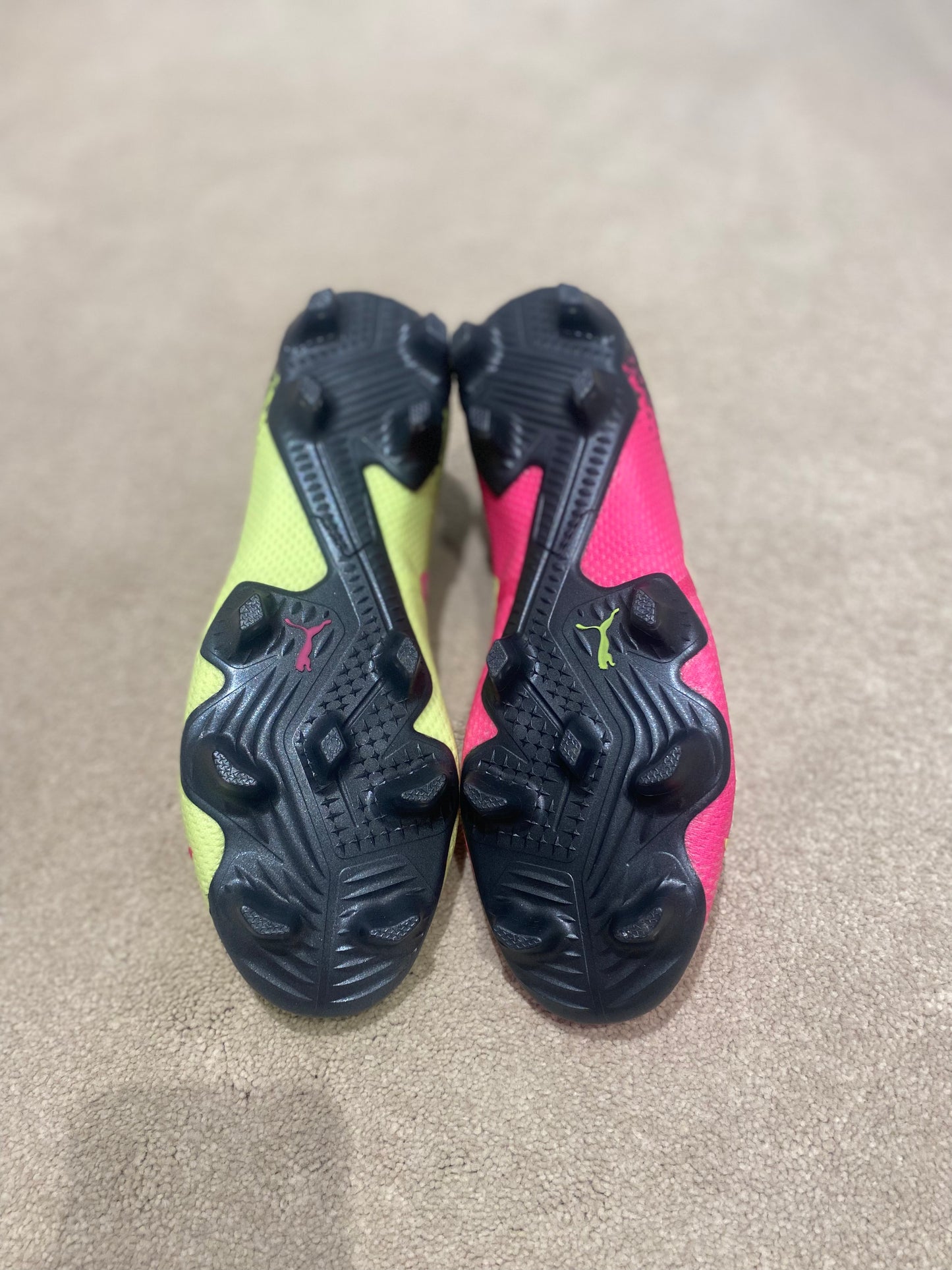 Puma Future Ultimate 'Tricks' FG - Volt / Pink