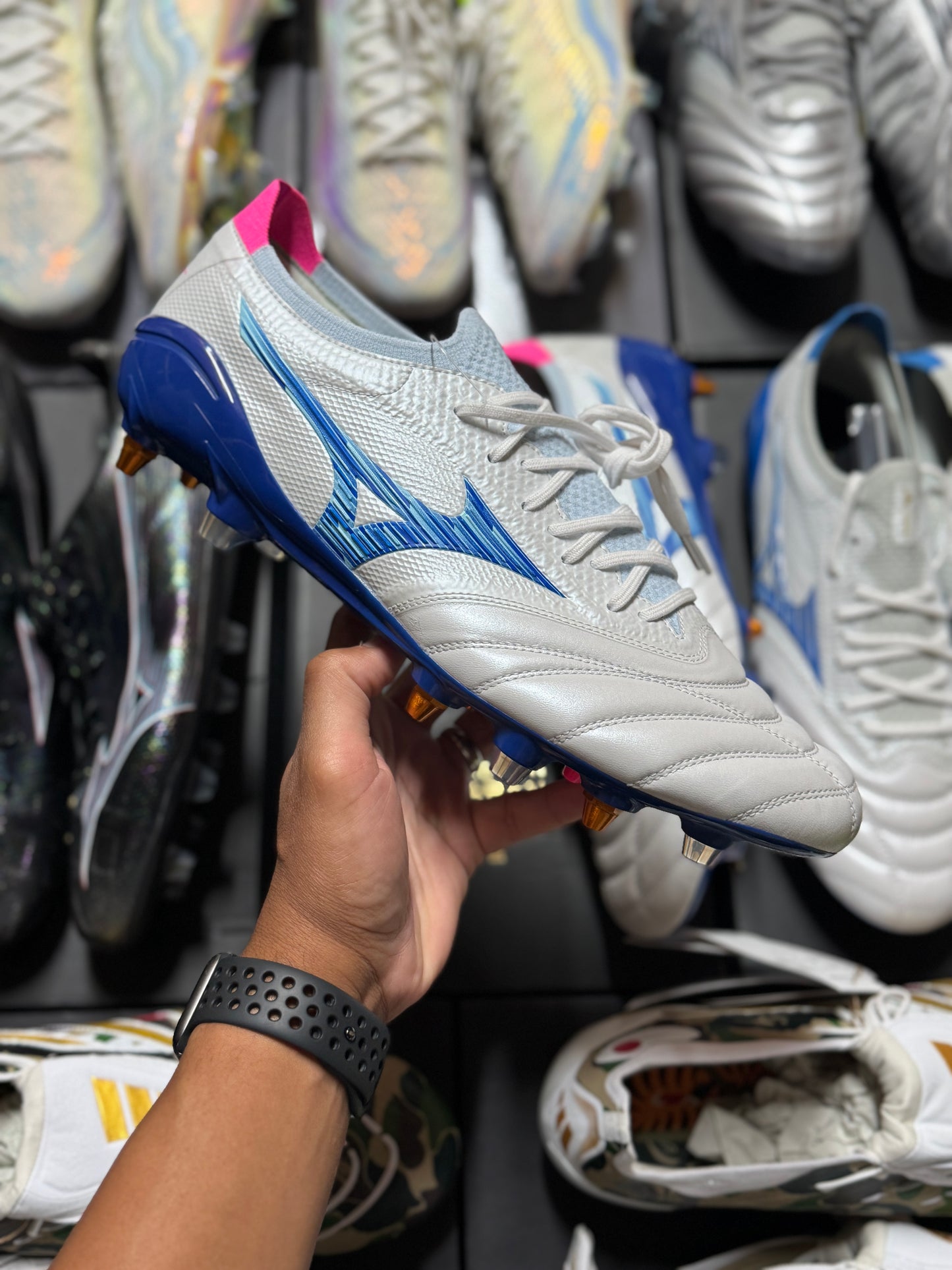 Mizuno Morelia Neo Beta 4 Elite MIJ - White / Blue / Pink