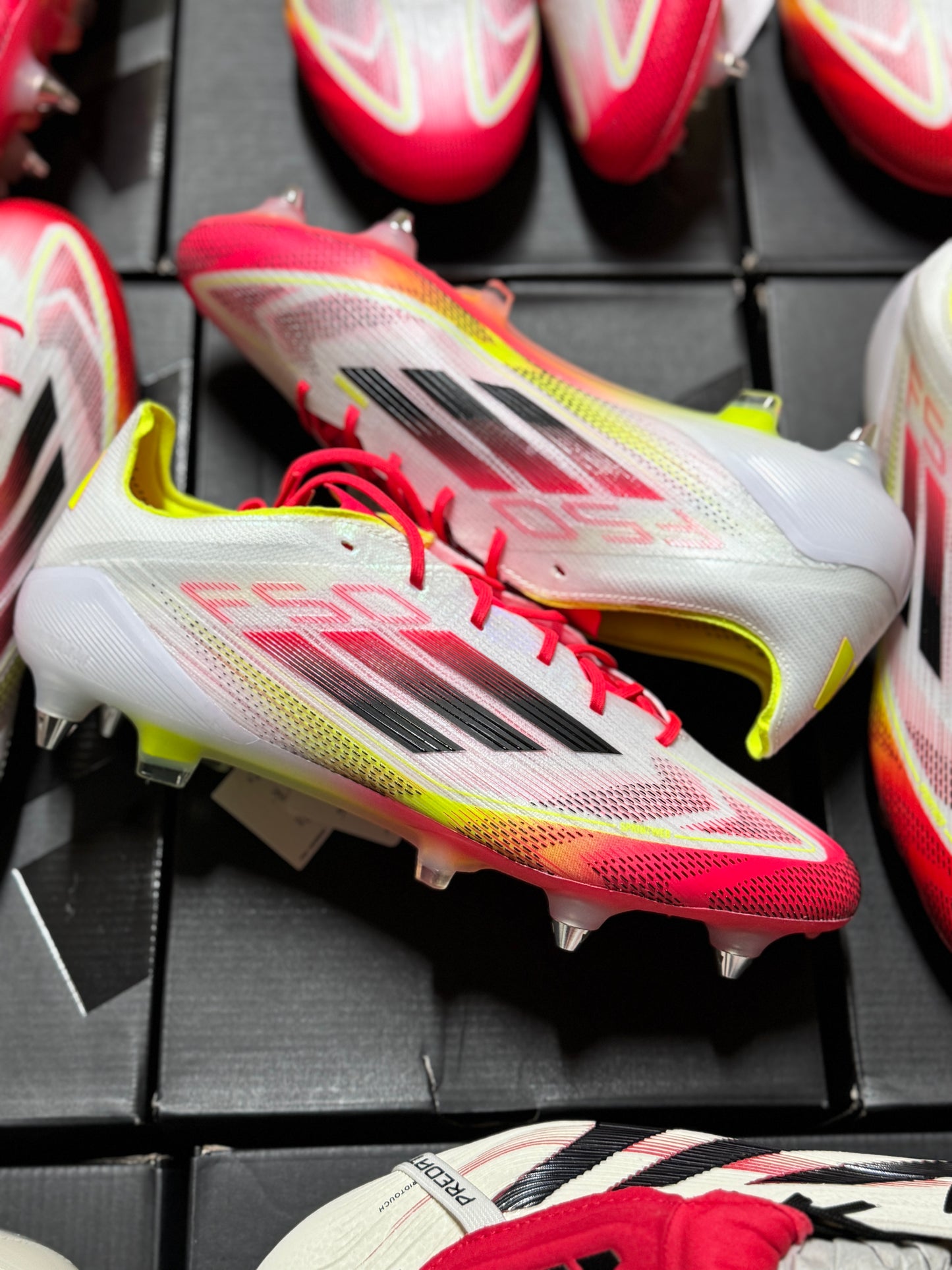 Adidas F50 Elite SG - White / Red