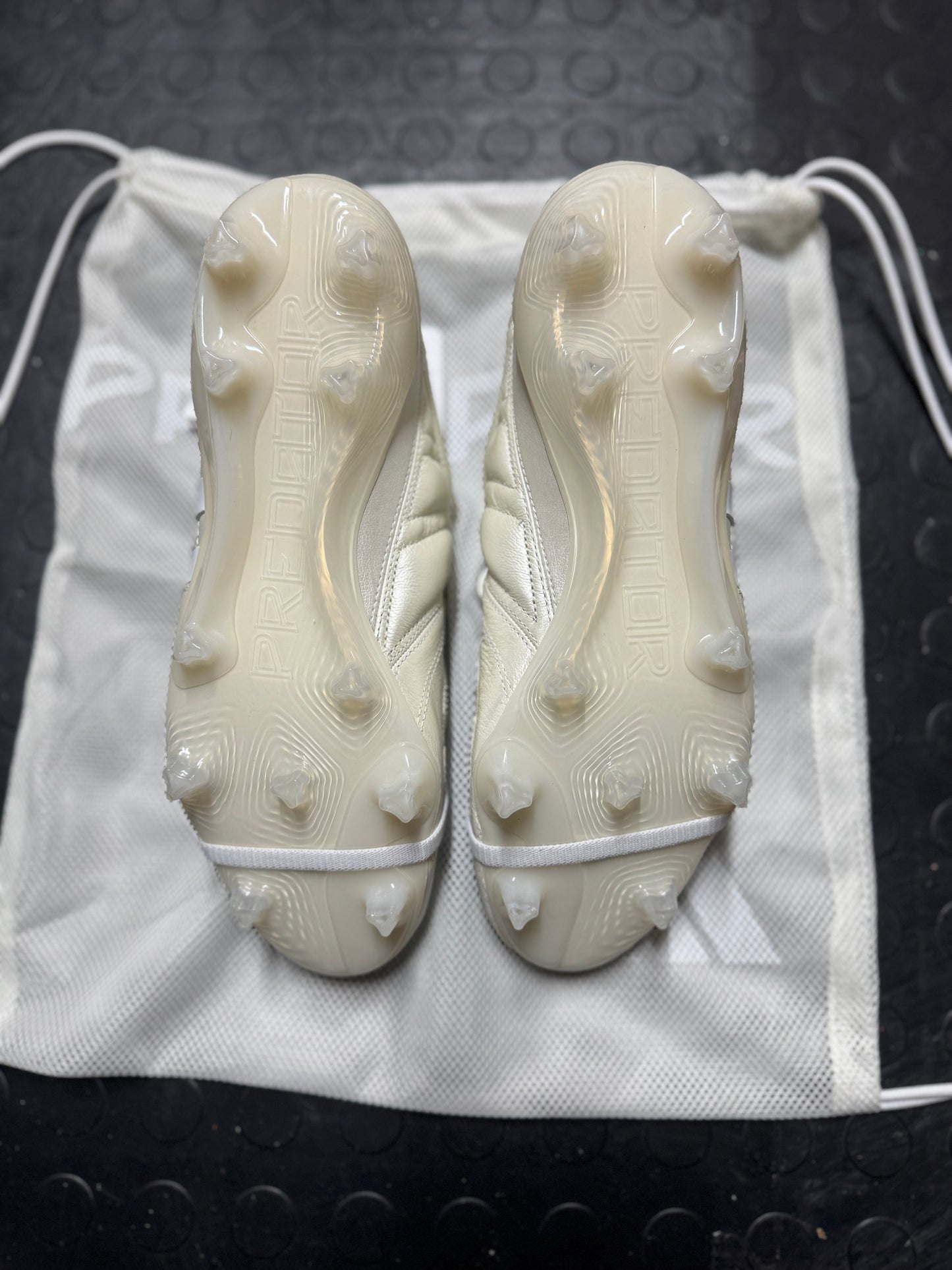 Adidas Predator Mania MIG FG - Off White