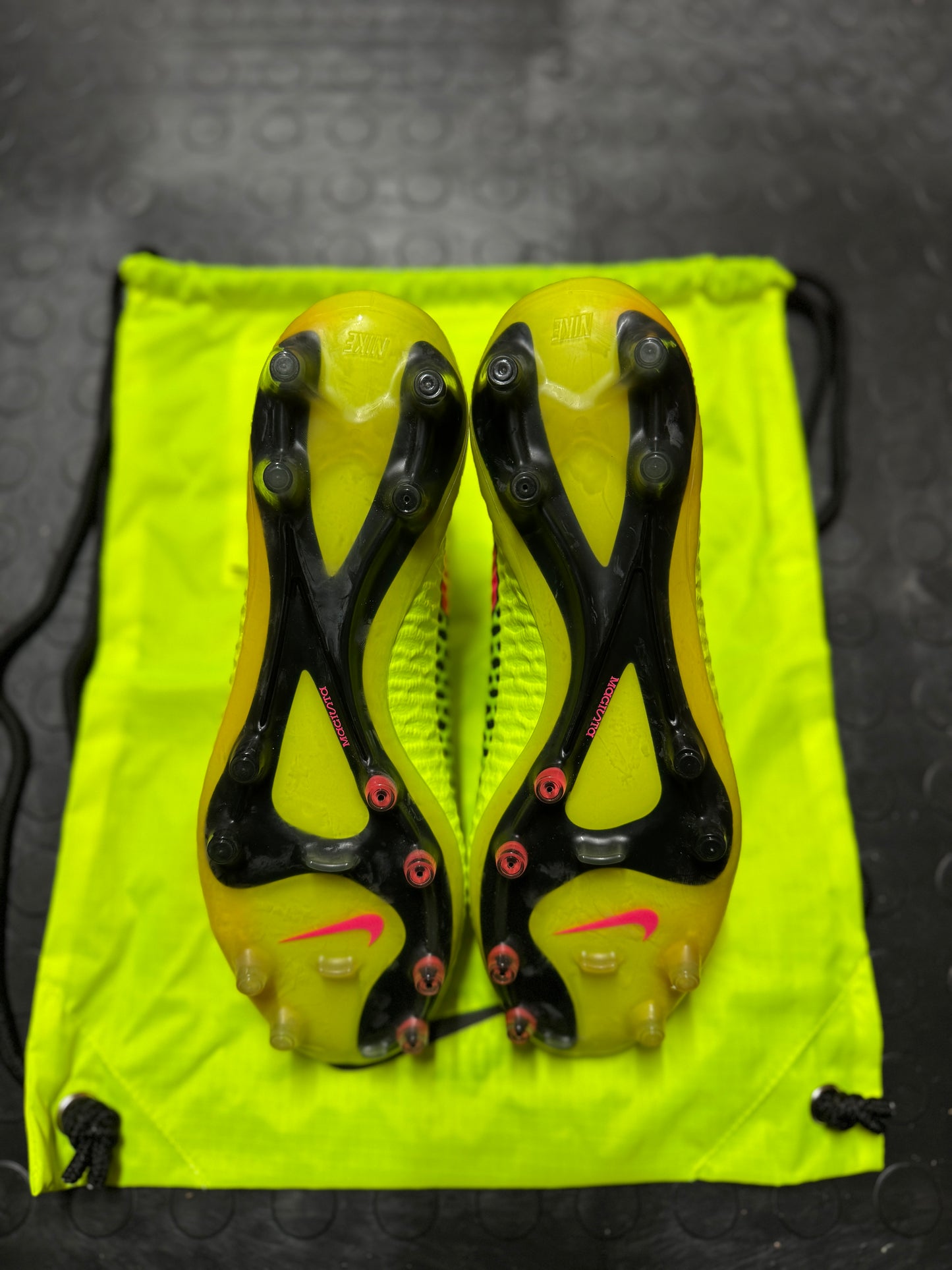 Nike Magista Obra FG - Yellow / Red