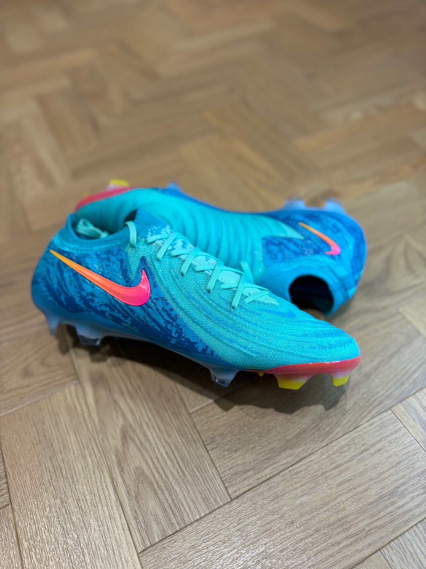 Nike Phantom GX 2 Elite FG - Blue / Pink