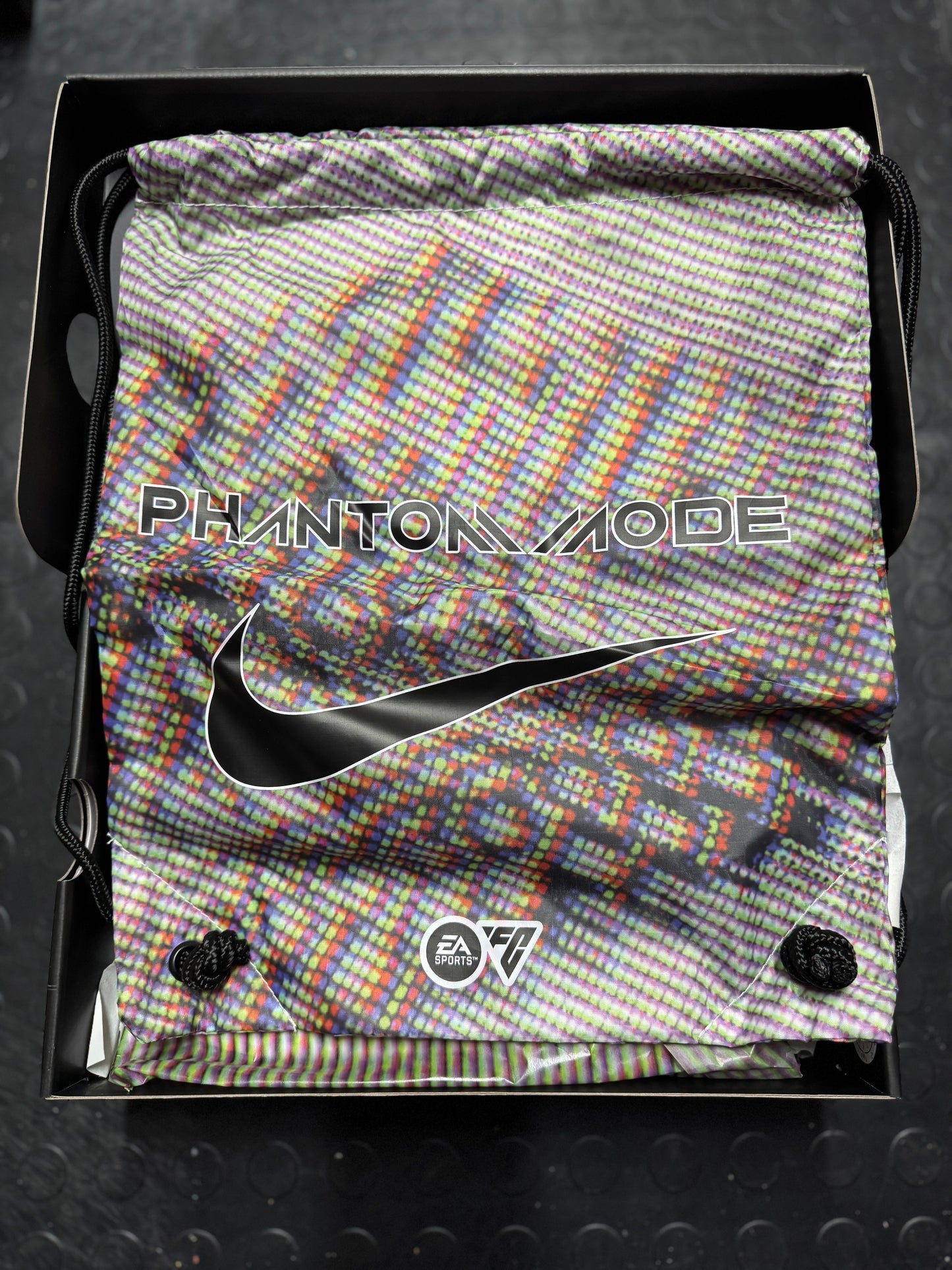 Nike Phantom 6 Elite x EAFC FG - White / Multi-Coloured