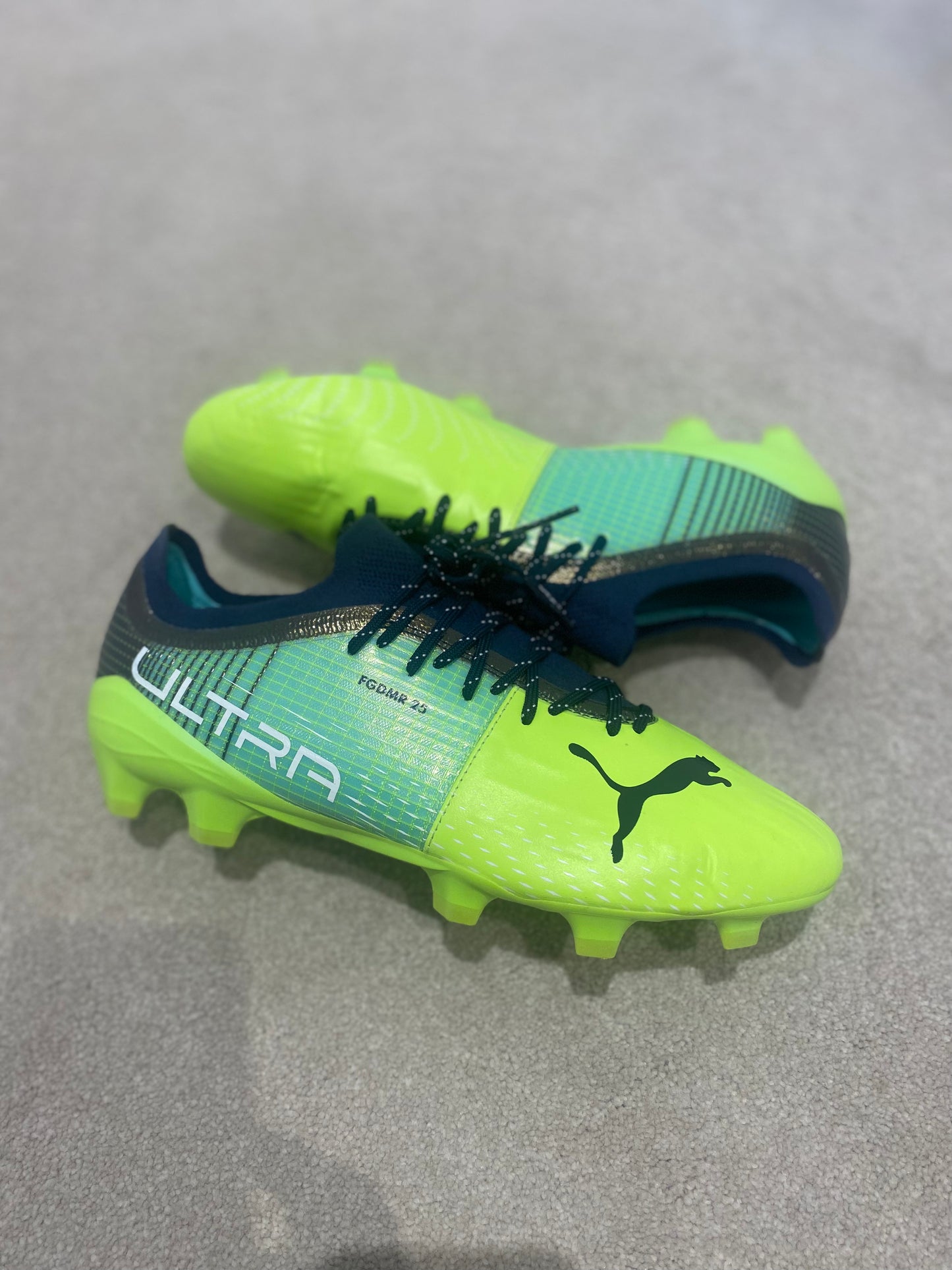 Puma Ultra 1.3 FG 'Fernandinho' Custom Match issued boots - Volt / Navy