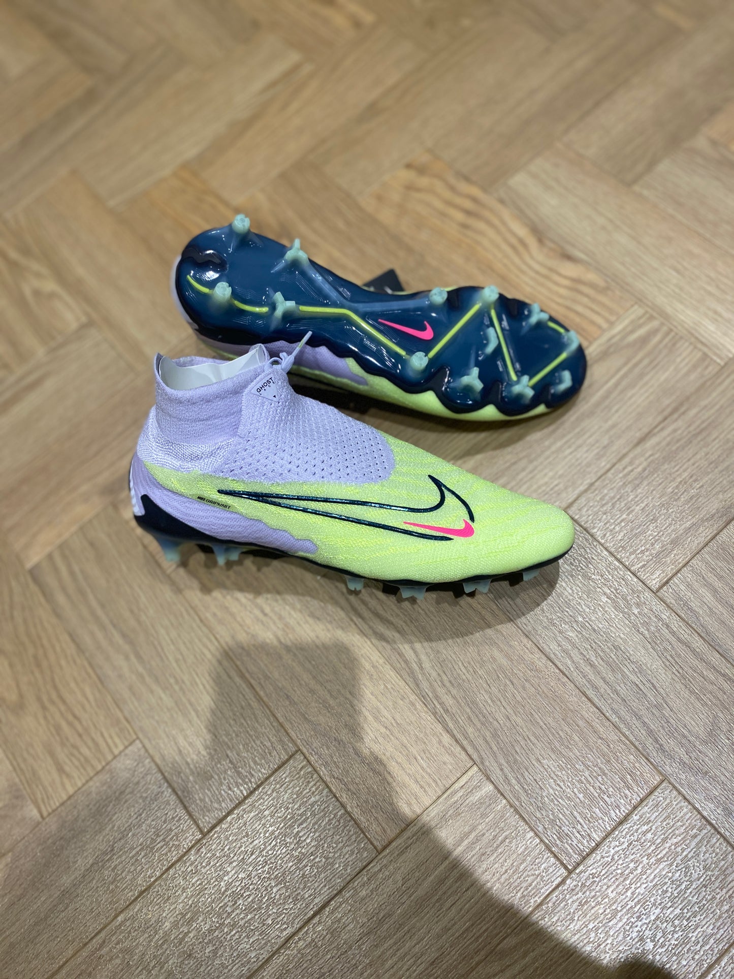 Nike Phantom GX DF Elite FG - White Volt