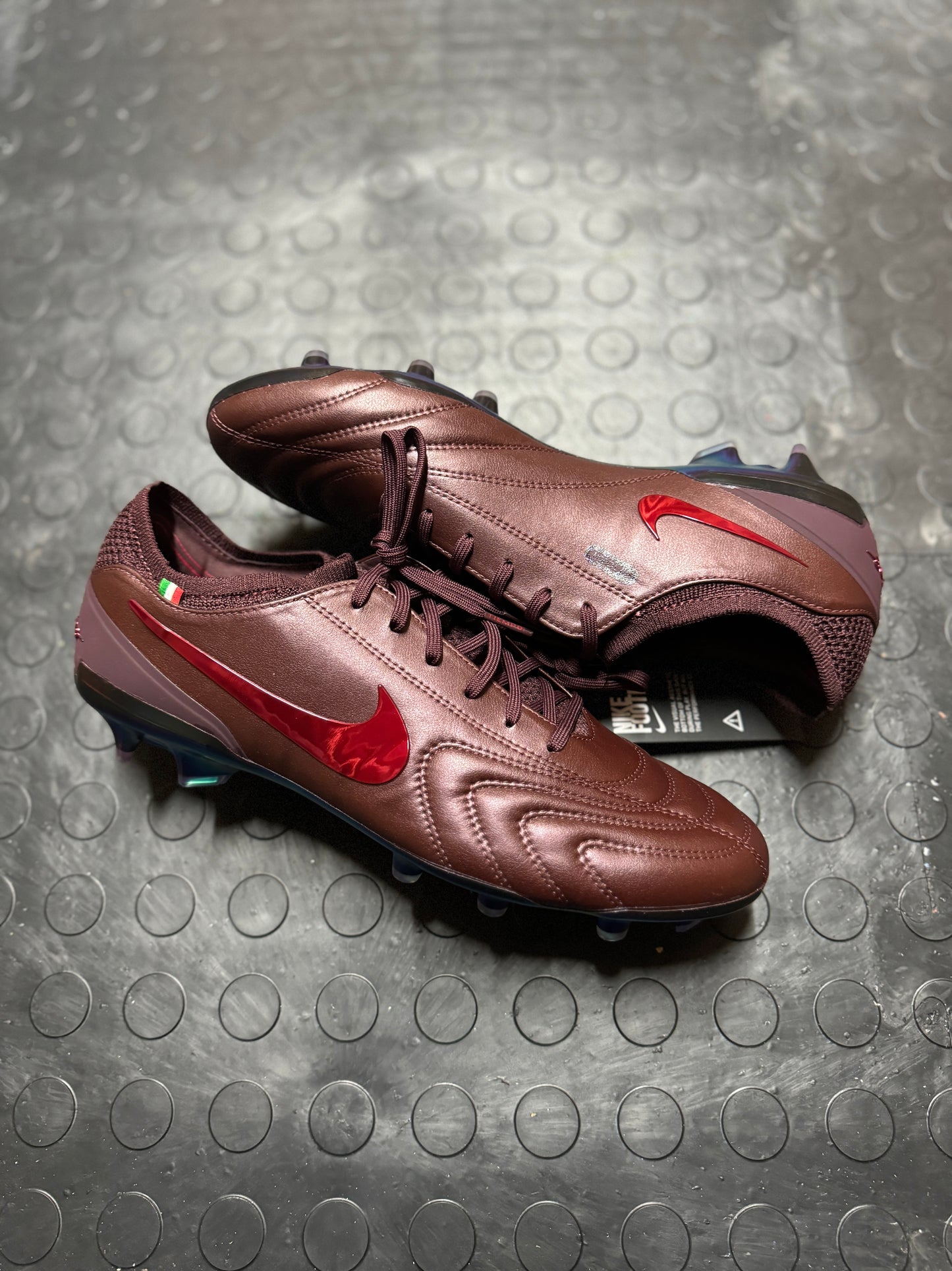 Nike Tiempo Legend 10 Elite ‘Luxe’ FG - Maroon / Red