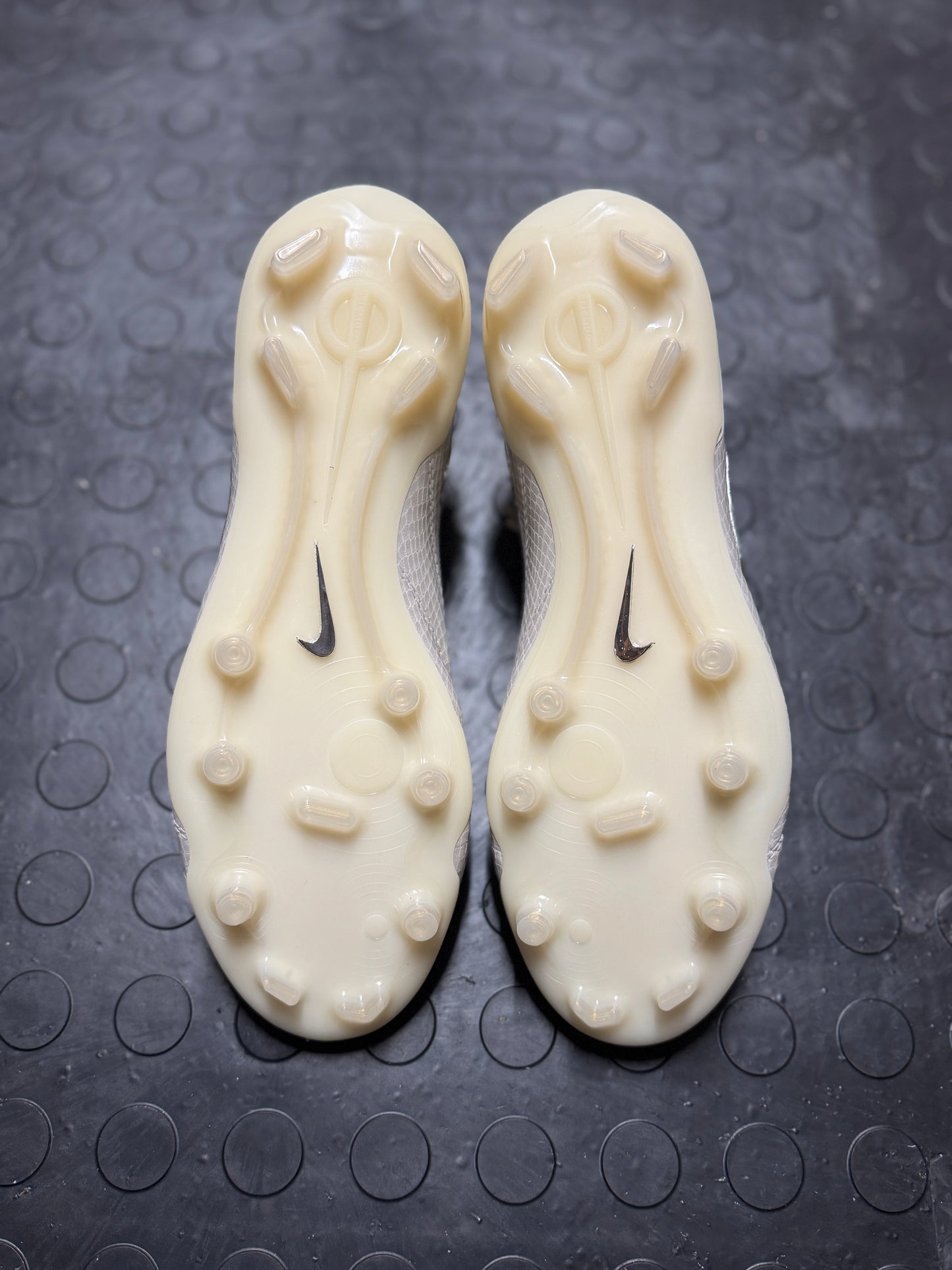 Nike Tiempo Legend 10 ‘Luxe’ FG Made in Italy - White / White