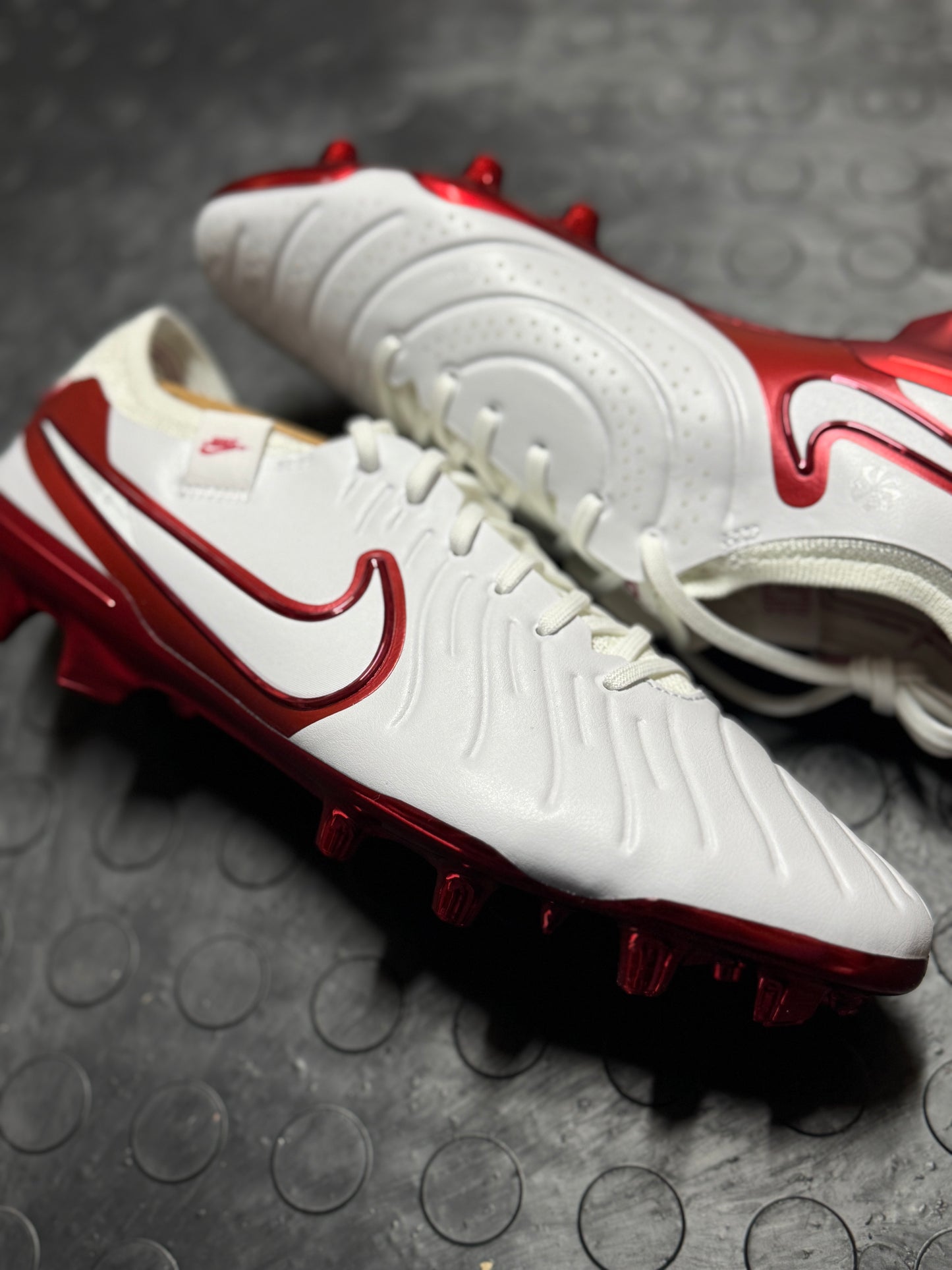 Nike Tiempo Legend 10 Elite FG - White / Red