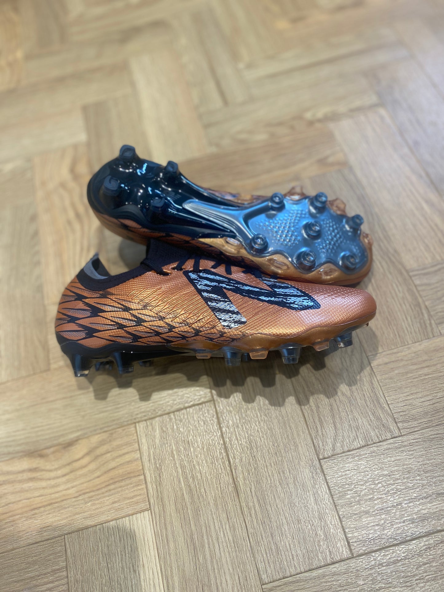 New Balance Tekela V4 Pro FG - Bronze / Black