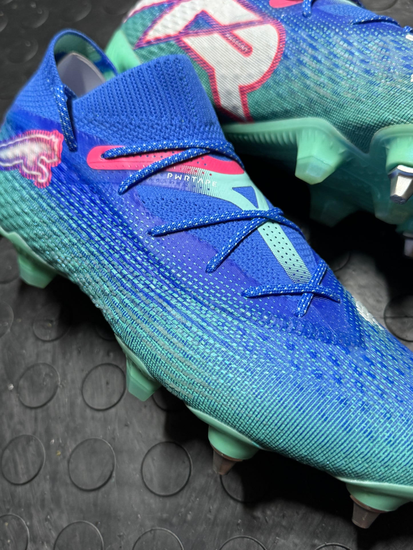 Puma Future 7 Ultimate SG - Blue / Pink