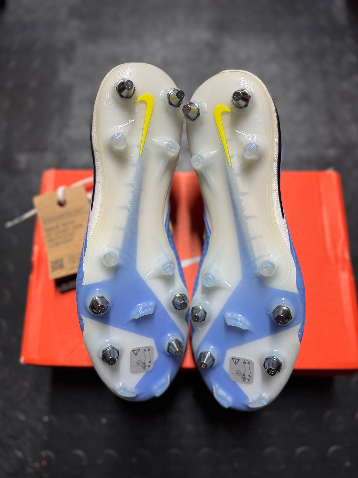 Nike Phantom 6 Elite SG-Pro - White / Blue