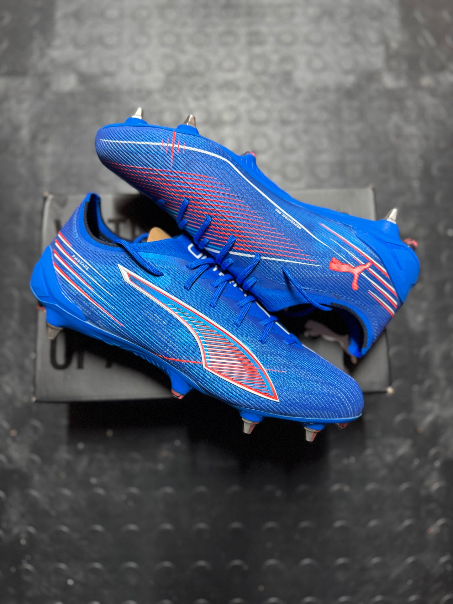 Puma Ultra 6 Ultimate SG UK 9.5 - Blue / Red