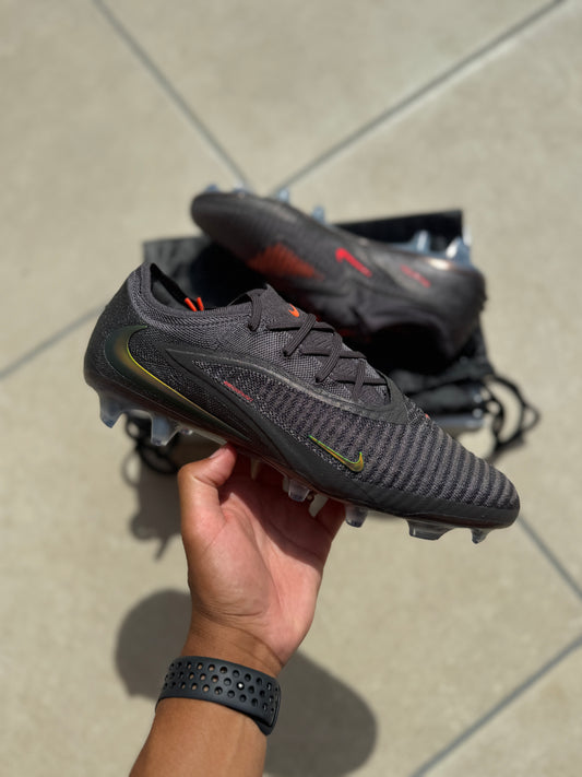 Nike Phantom 6 Low Elite LV8 FG - Charcoal / Red