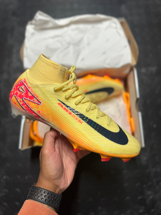 Nike Zoom Mercurial Superfly 10 Elite ‘KM’ FG - Yellow / Red