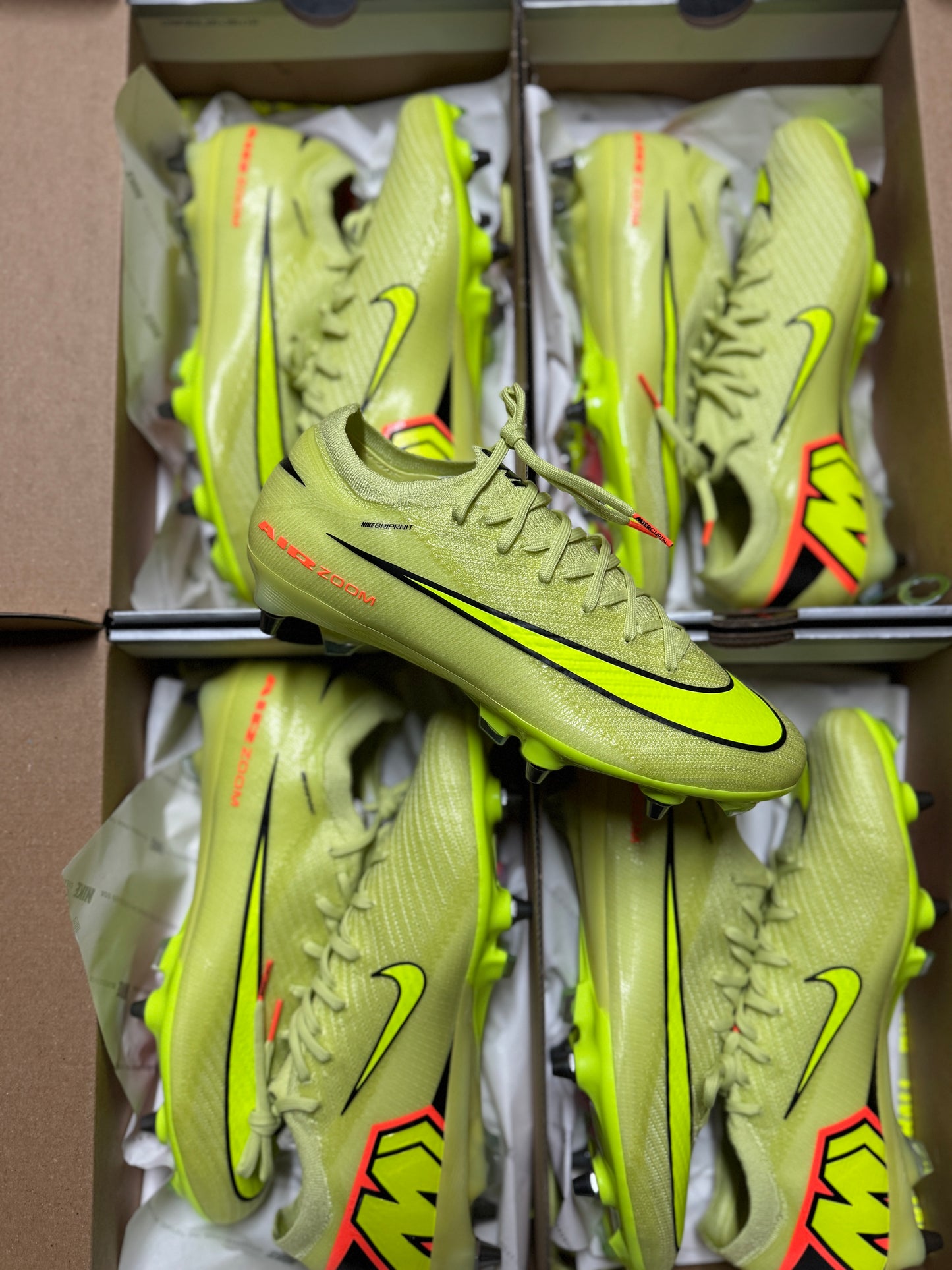 Nike Zoom Vapor 16 Elite Sg-Pro - Limelight / Hyper Crimson / Volt