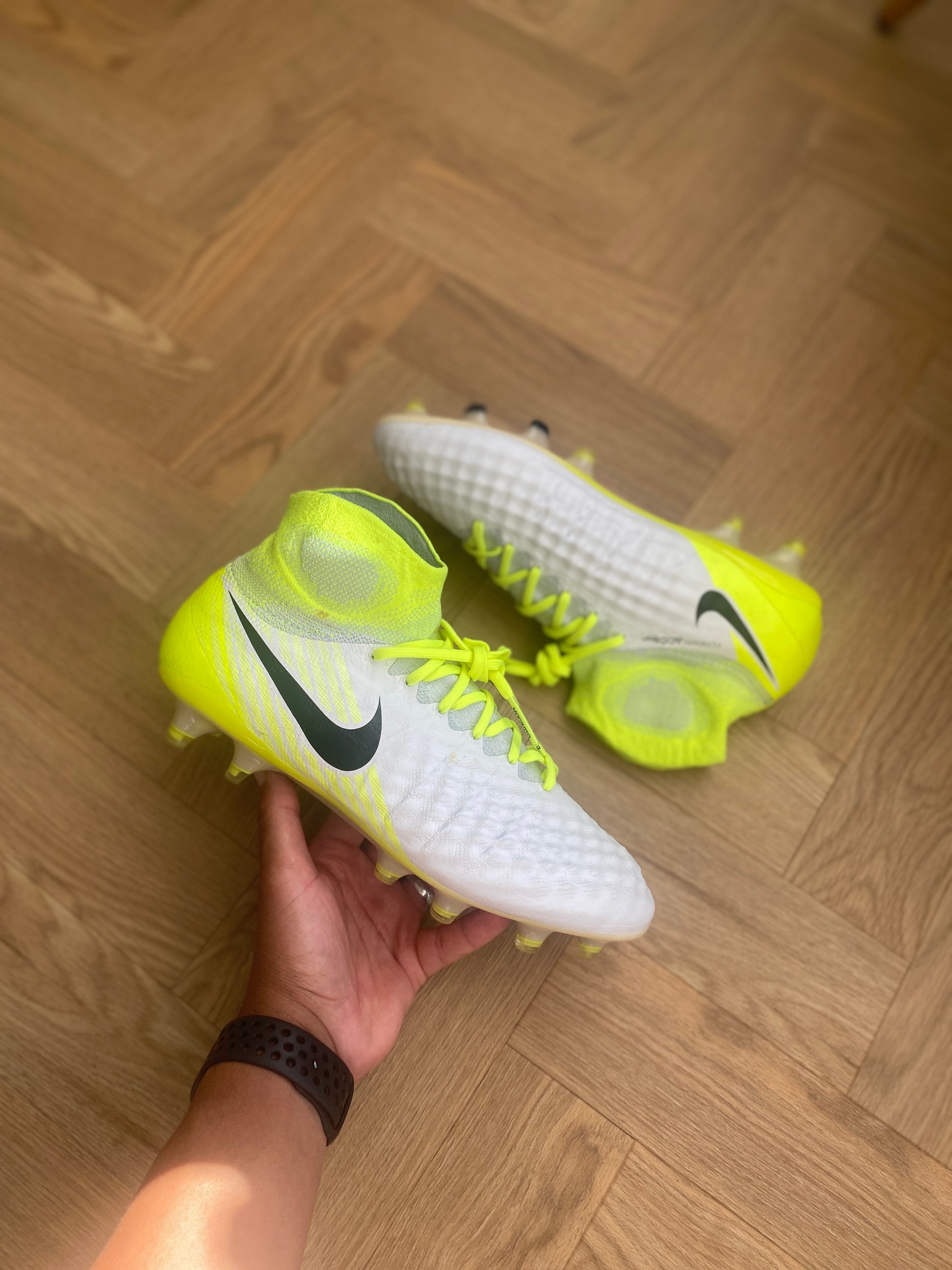 Nike Magista Obra II FG White Yellow - Main Image
