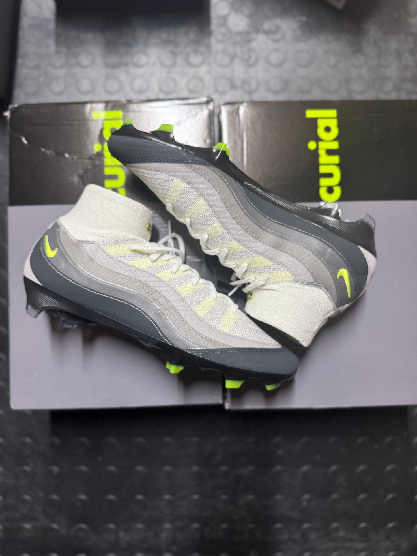 Nike Zoom Mercurial Superfly 10 Elite x Air Max 95 - White / Grey / Green