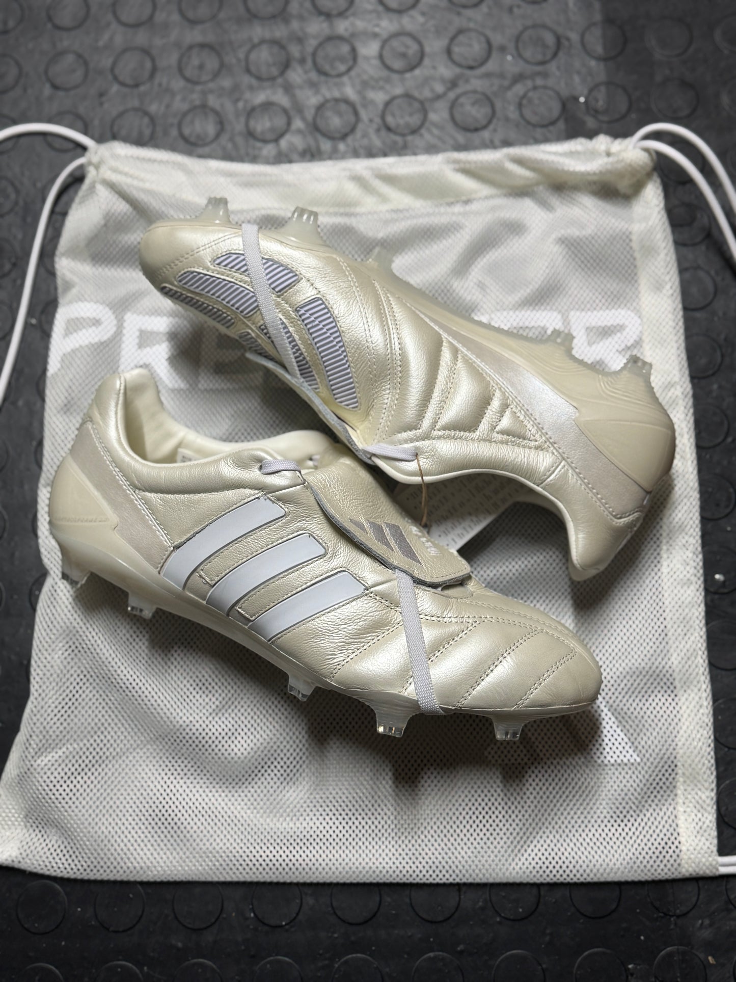 Adidas Predator Mania MIG FG - Off White