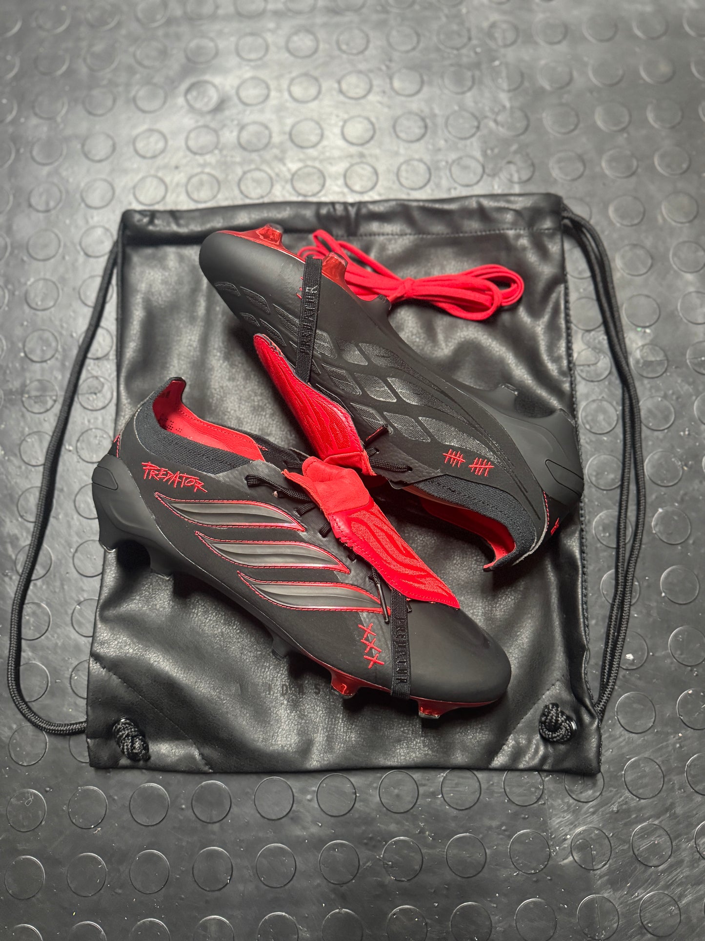 Adidas Predator FT Leather Elite FG - Black / Red