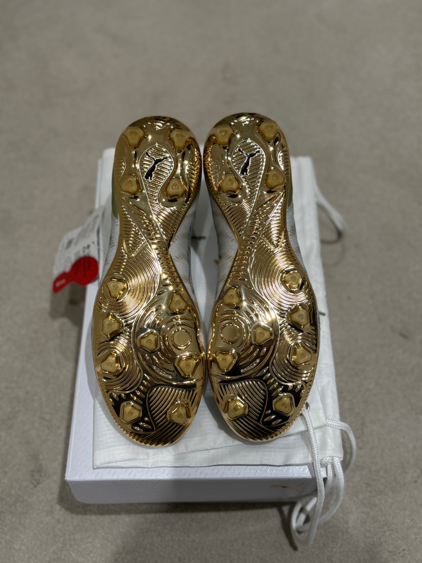 Puma Future 9 Ultimate AG - White / Gold