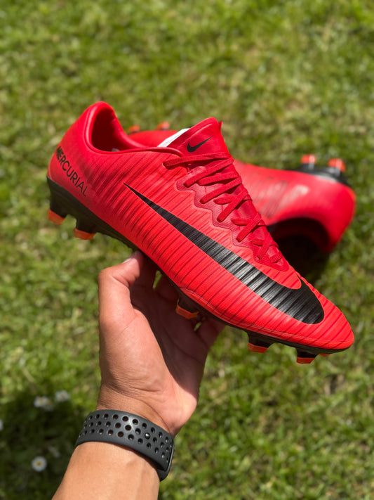 Nike Mercurial Vapor 11 FG - Red / Black