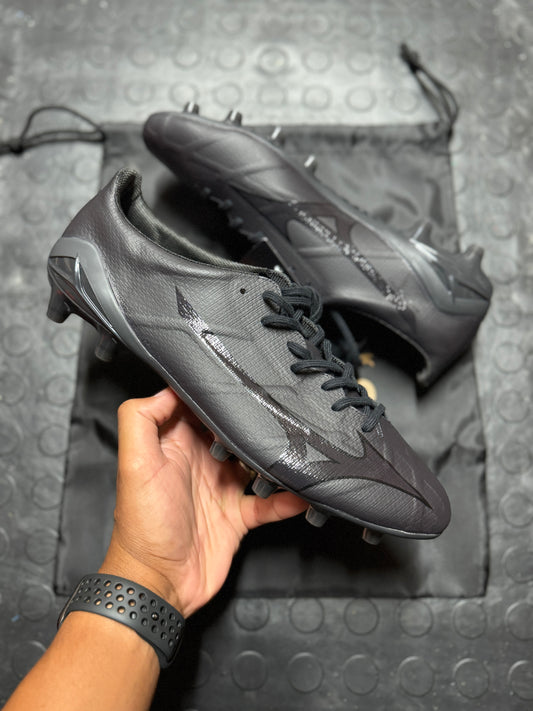 Mizuno Alpha II FG Made in Japan x Rebuild - Black / Black
