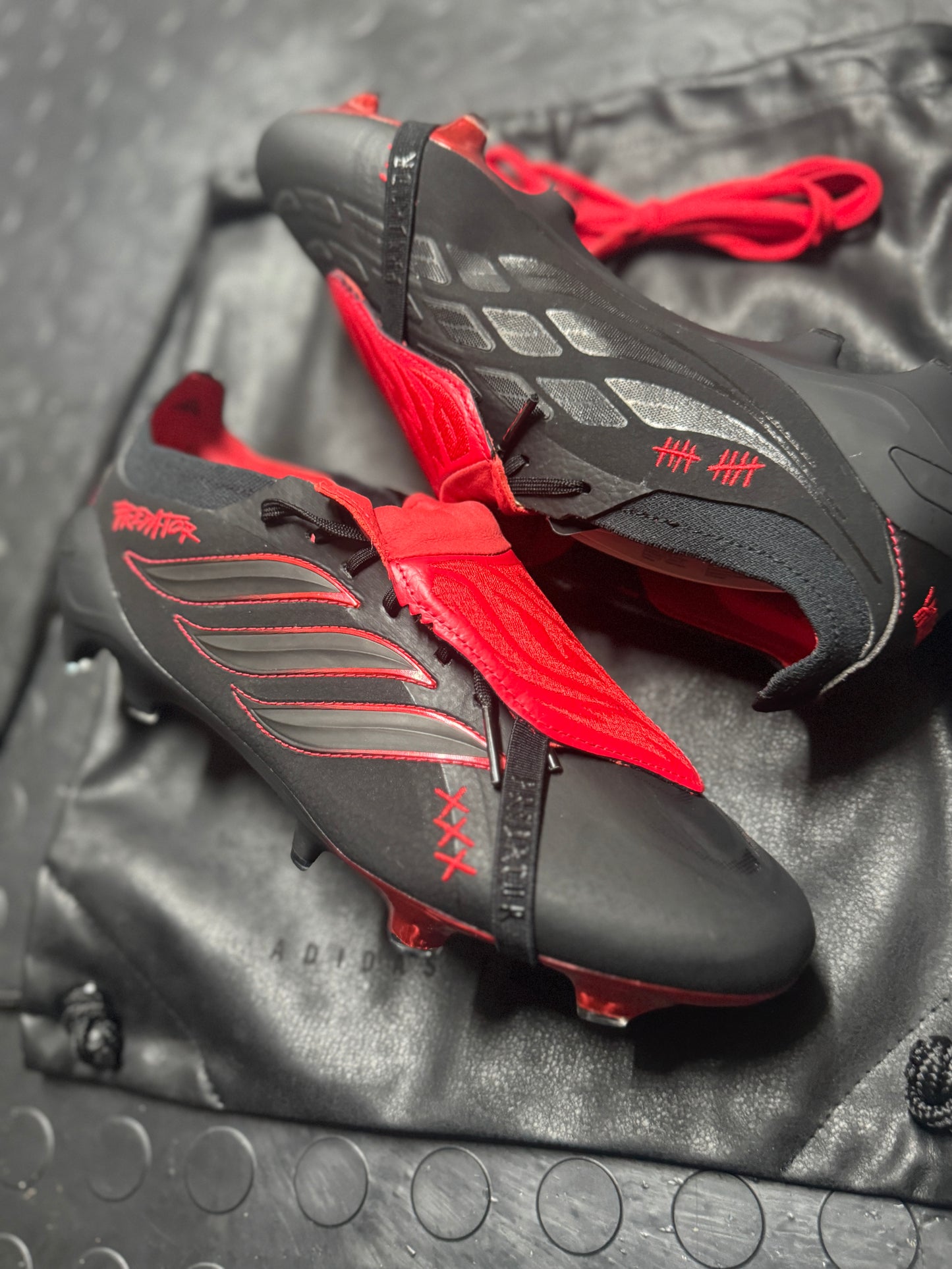 Adidas Predator FT Leather Elite FG - Black / Red