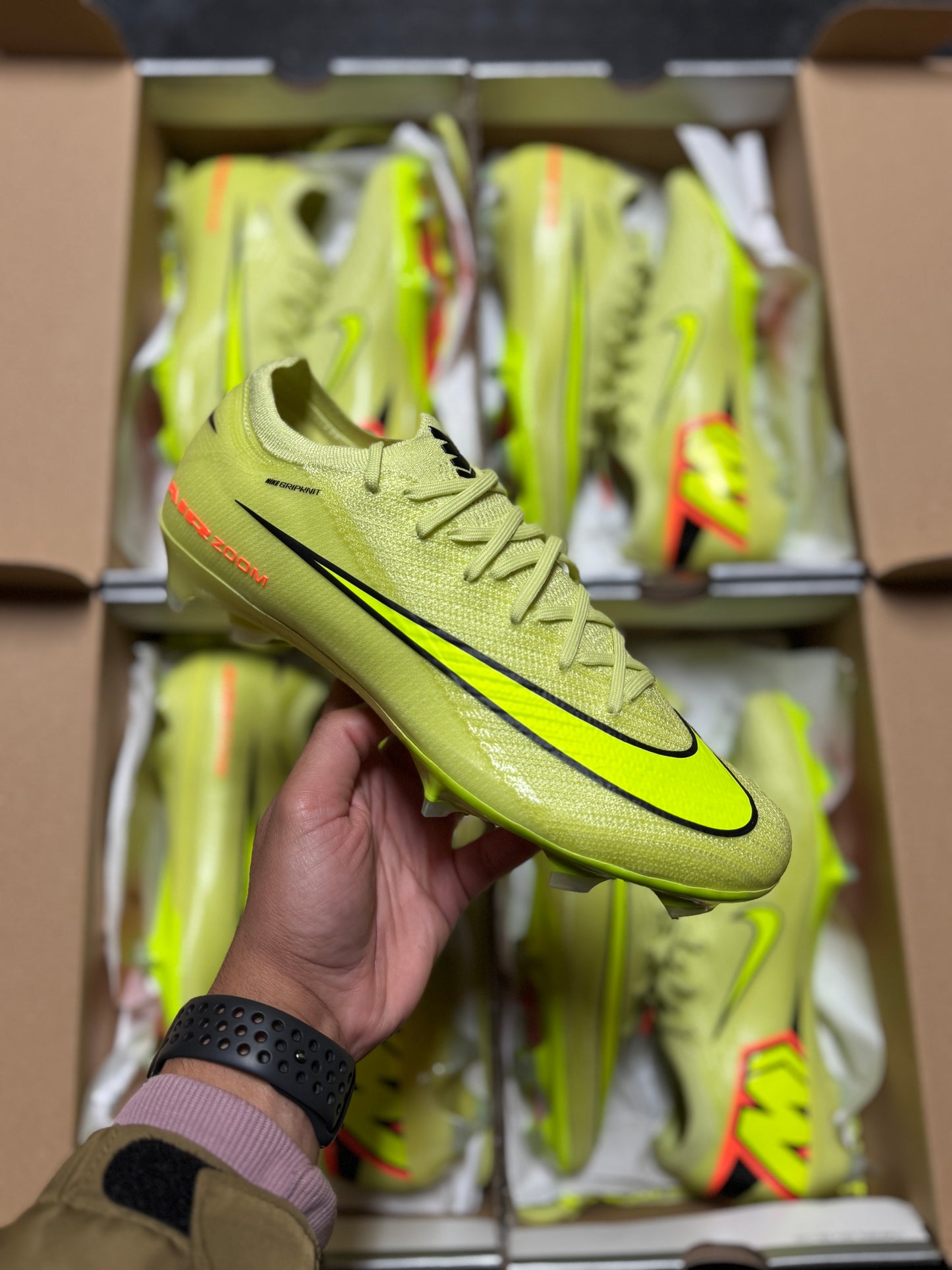 Nike Zoom Vapor 16 Elite FG - Limelight / Hyper Crimson / Volt