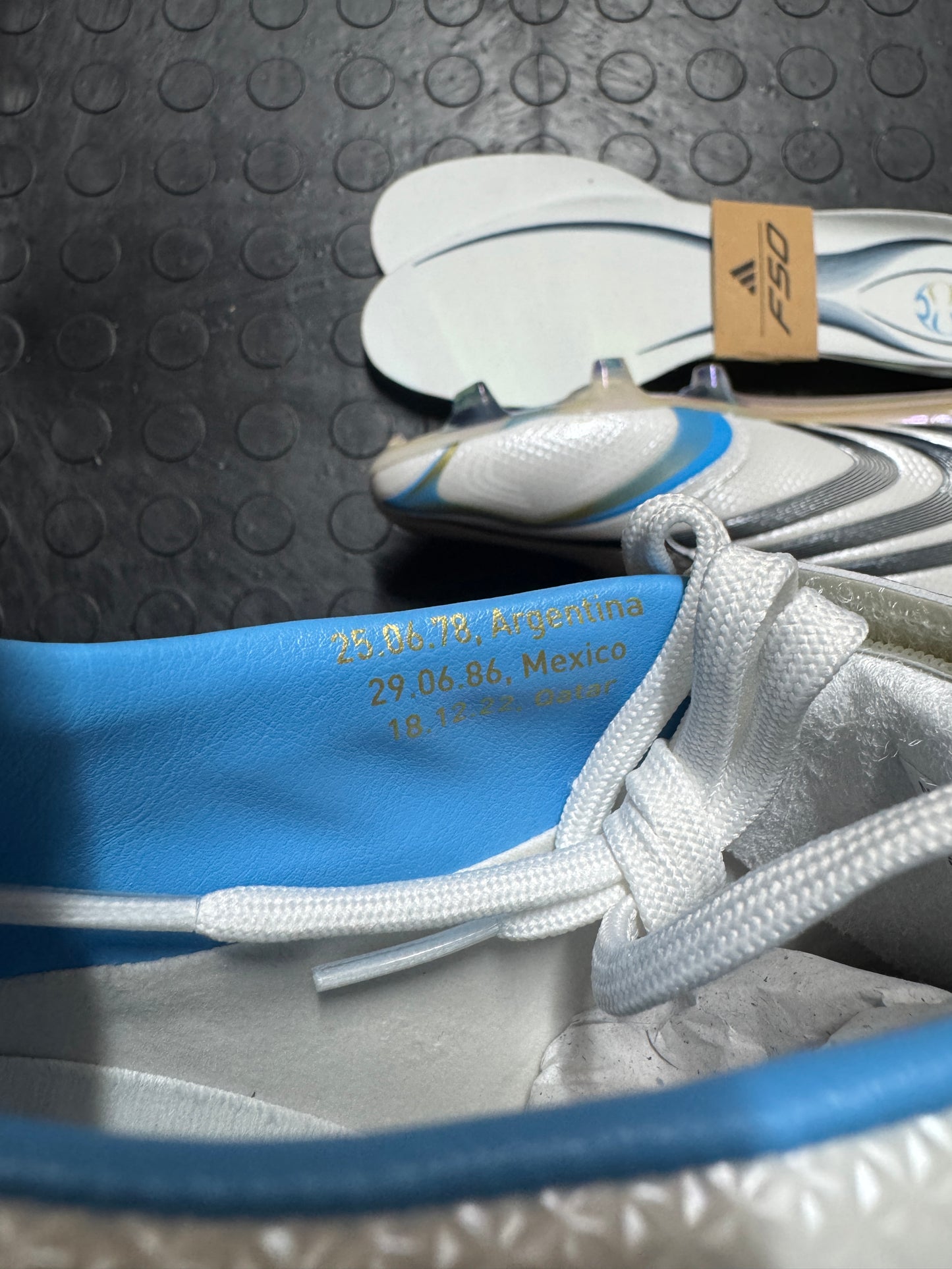 Adidas F50 Elite x Tunit FG - White / Blue