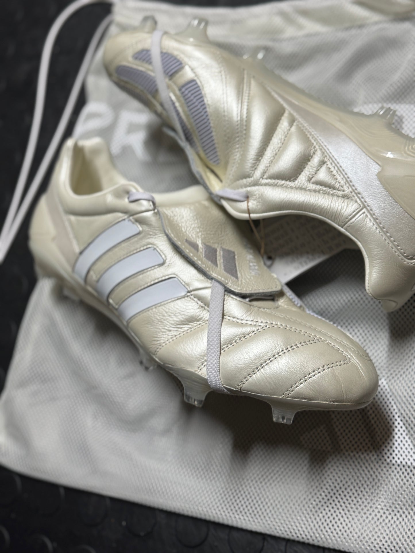 Adidas Predator Mania MIG FG - Off White