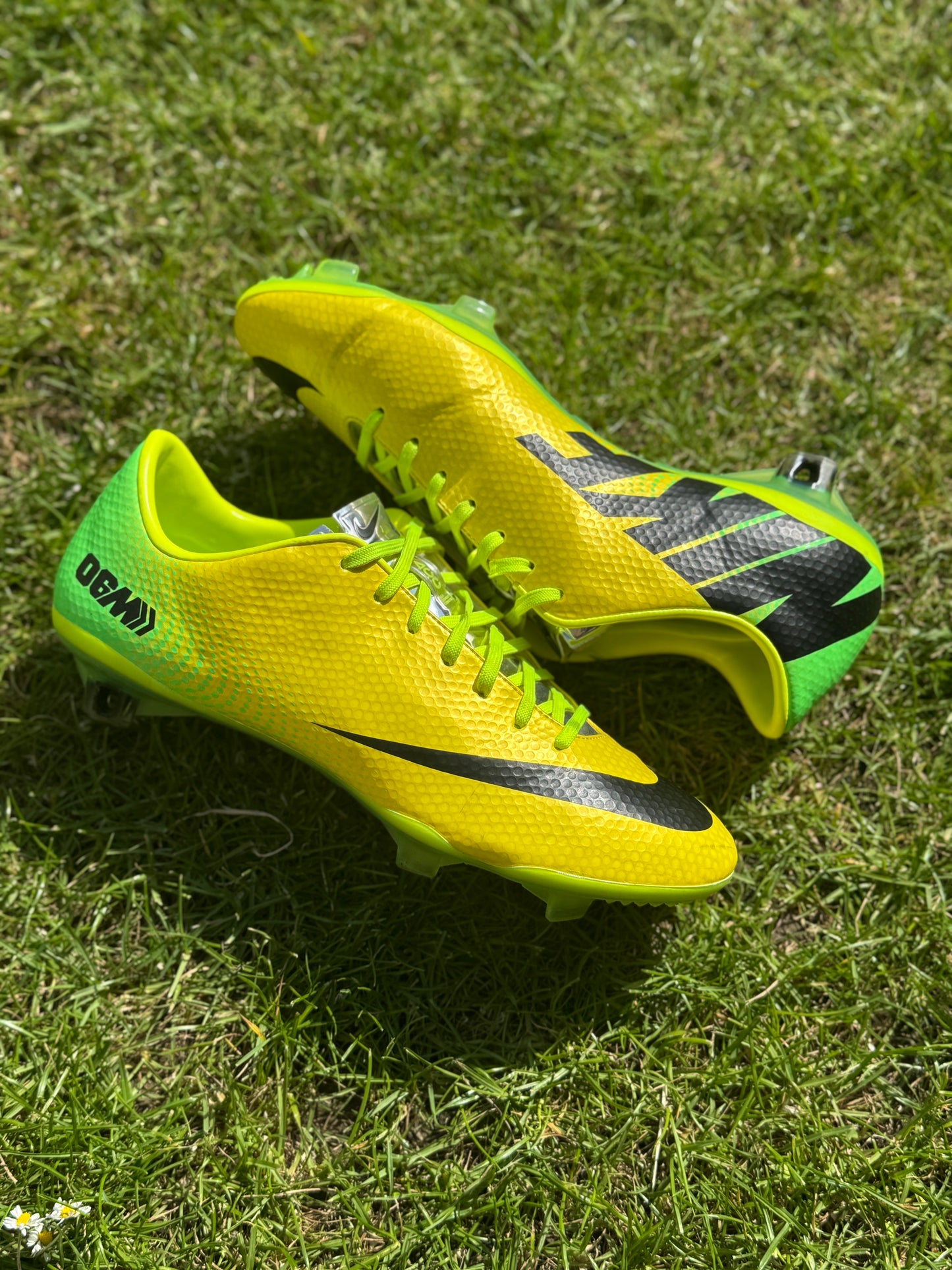 Nike Mercurial Vapor 9 - Yellow / Green