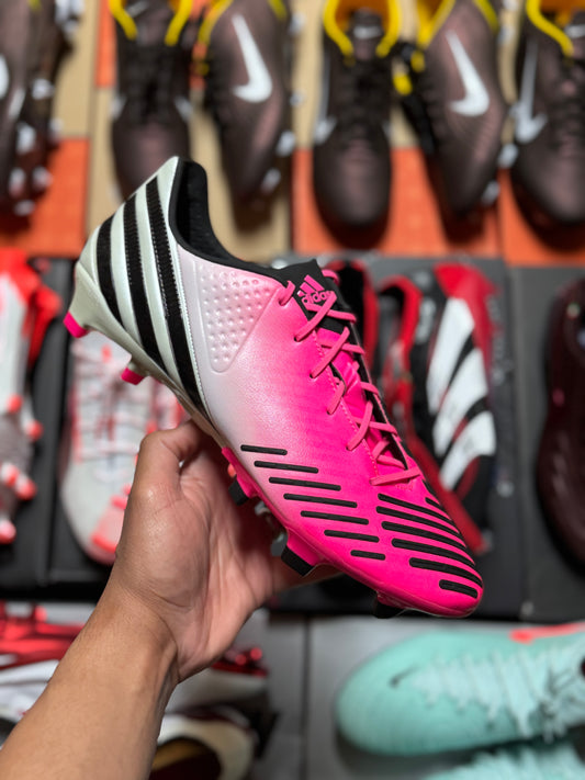 Adidas Predator LZ UK 9.5 Beckham FG NEW