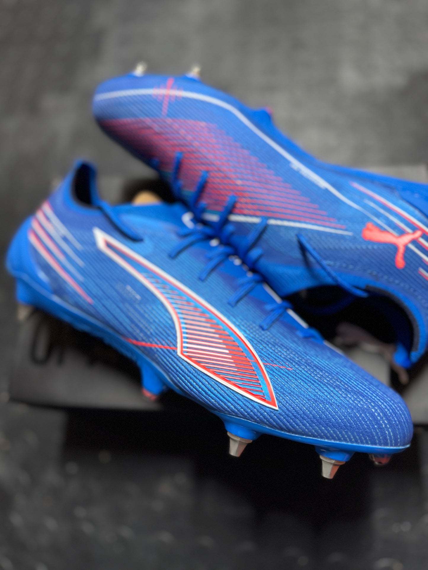 Puma Ultra 6 Ultimate SG UK 9.5 - Blue / Red