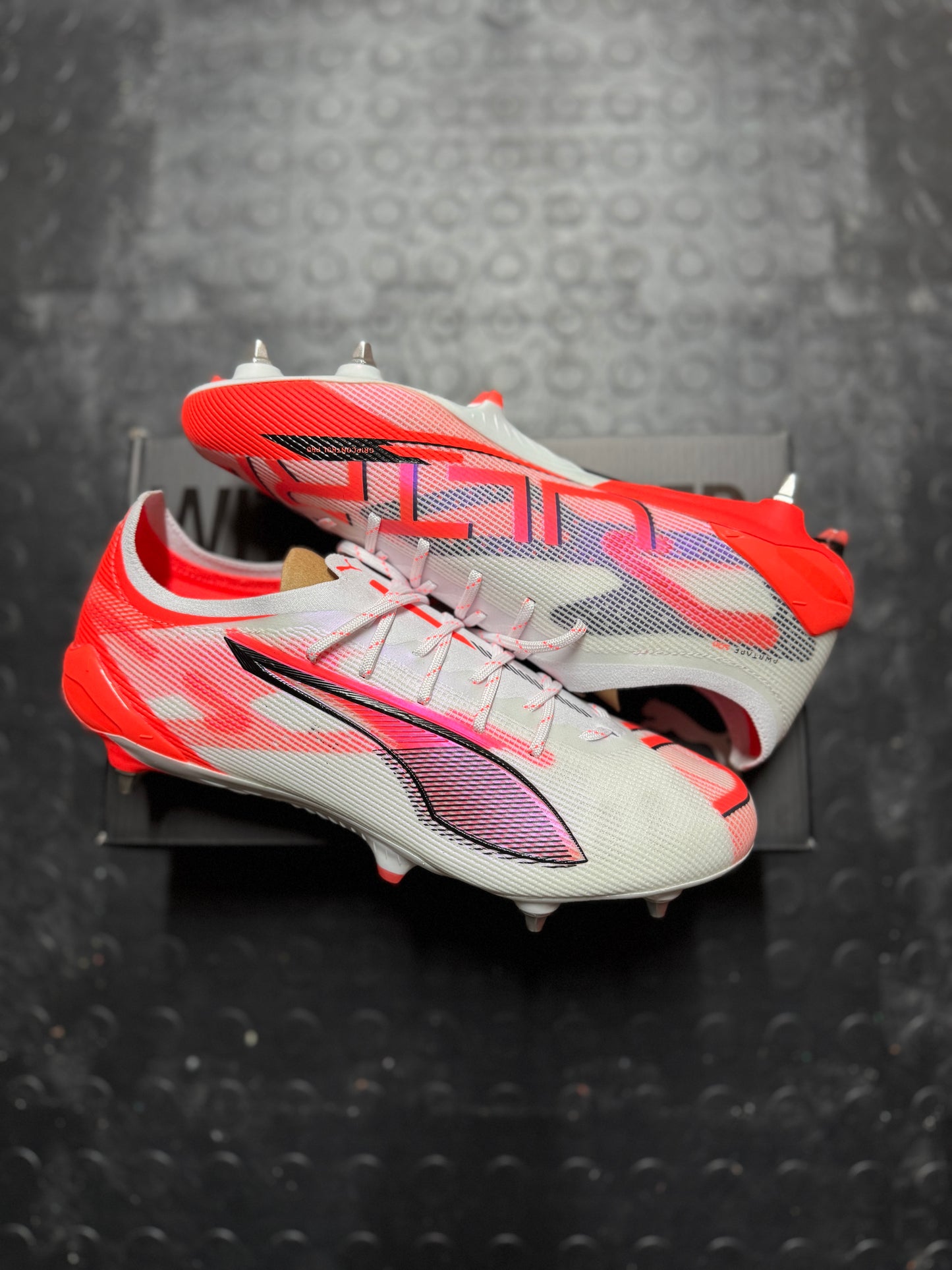 Puma Ultra 6 Ultimate SG UK 9.5 - White / Orange