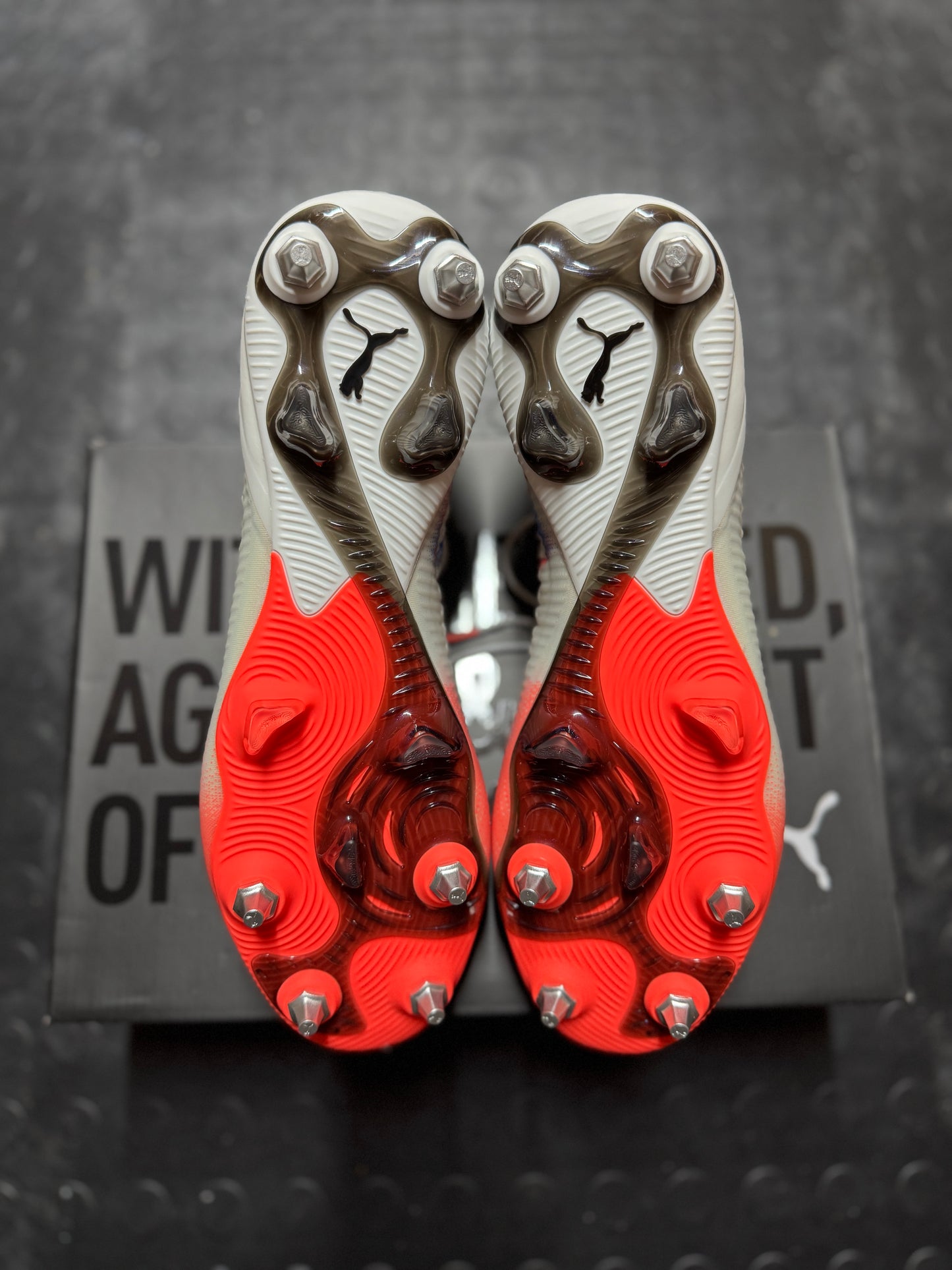 Puma Future 8 Ultimate SG - White / Red / Blue