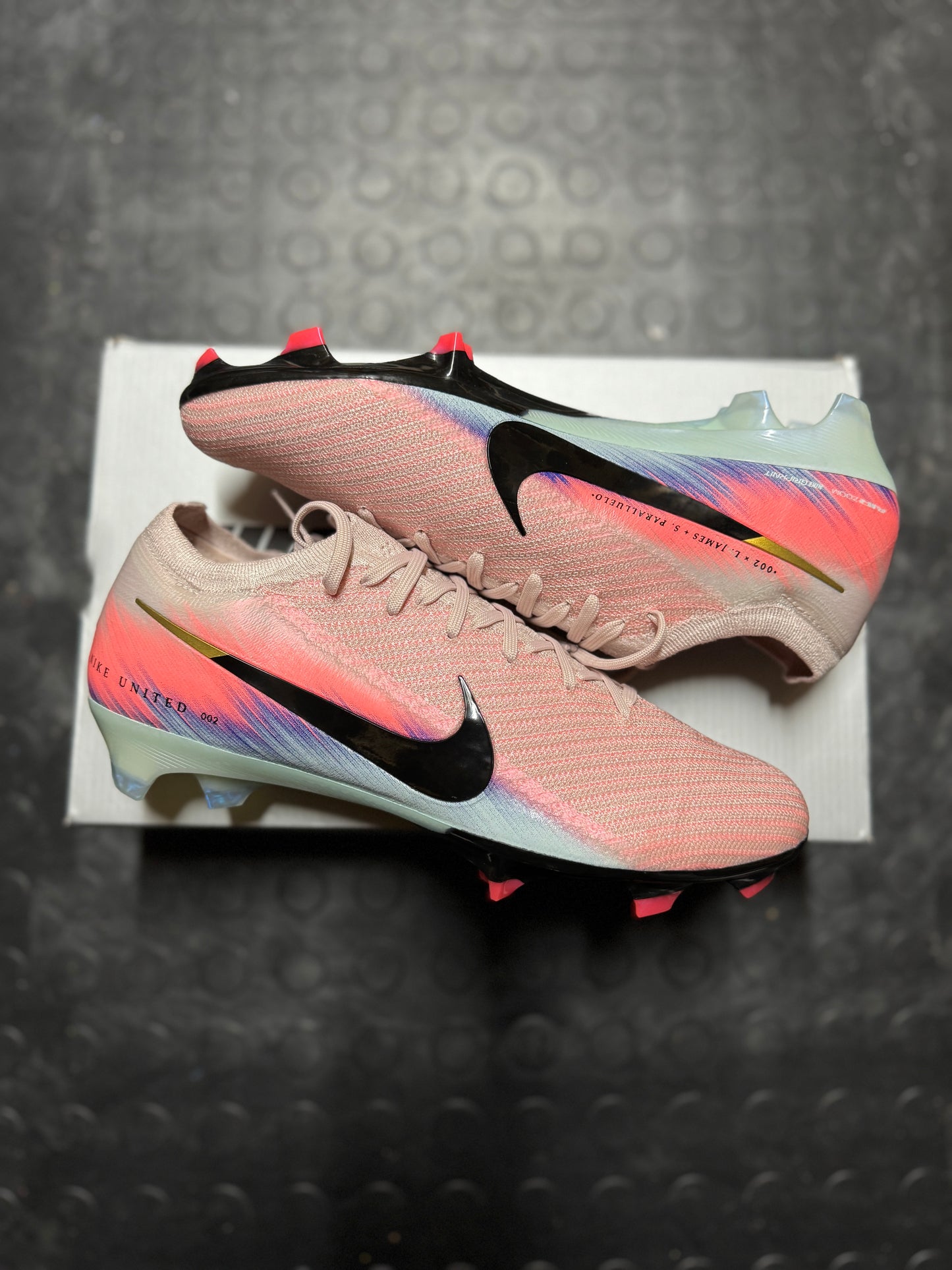 Nike Zoom Mercurial Vapor 16 Elite FG 'Nike United' - Pink / Blue